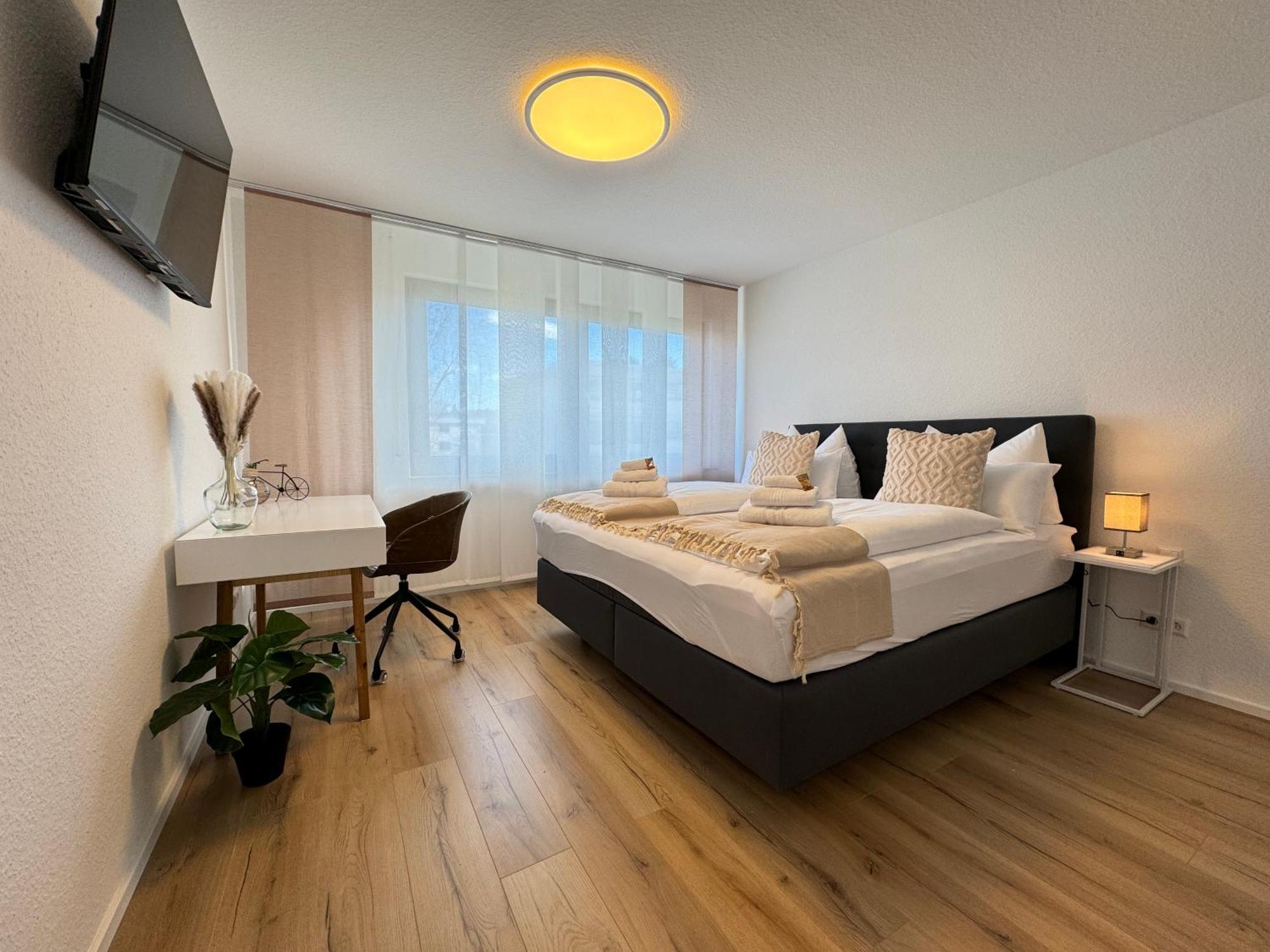 3 Zimmer Apartment, 90 Qm, Ruhig Und Zentrumsnah, Max 6 Pers, 15 Qm Balkon , Private Garage, Internet 1000 Mbit Зіндельфінген Екстер'єр фото